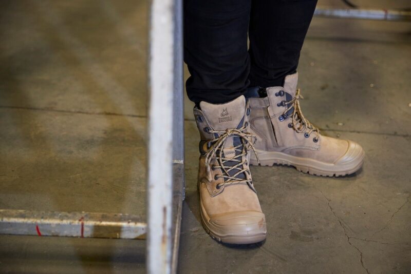 Mongrel 561060 Work Boots. Safety Steel Toe Cap. 'STONE'  High Ankle, Zip Sider.